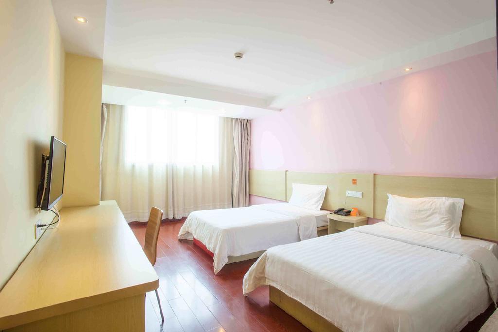 7Days Inn Chongqing Wanzhou District Gaosun Pond Chongbai Room photo