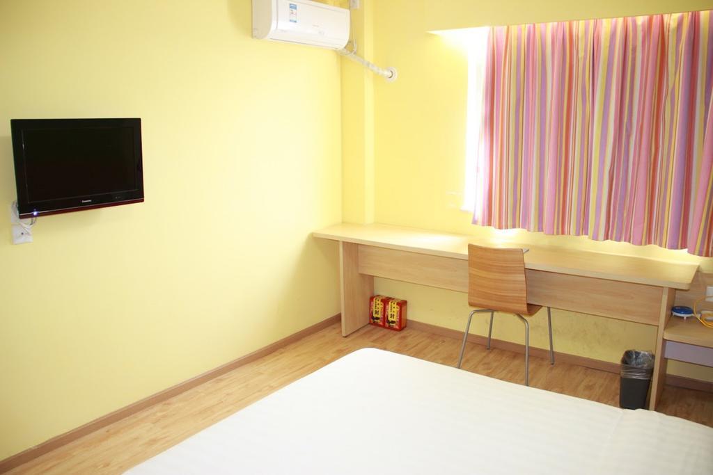 7Days Inn Chongqing Wanzhou District Gaosun Pond Chongbai Exterior photo
